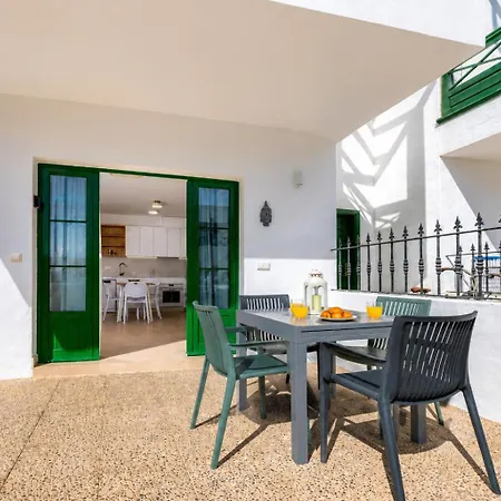 Essence Del Carmen - 1 Min - By Lanzarote Vakantiehuis